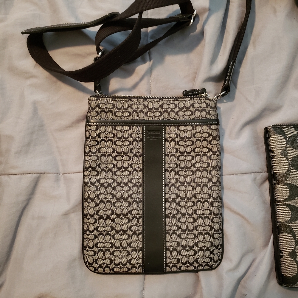 Vintage new Coach cross bag